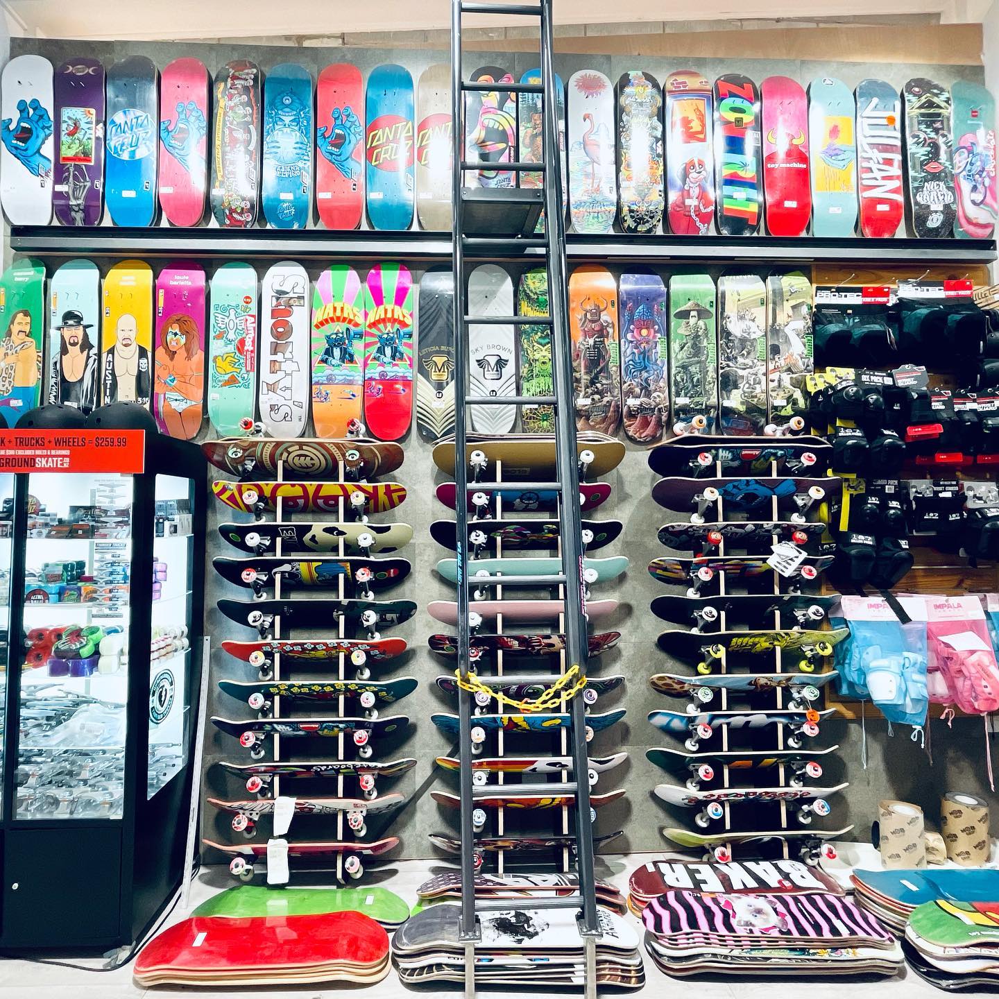 There is no better time to upgrade your board with 15% off all complete skateboards and longboards* until 7th Feb.
 *excludes slide & smoothstar

#skatesale #skatesalenz #skatecomplete #skatenz #nzskateshop #nzskateboarding #orewabeach #thisisus #undergroundskatenz